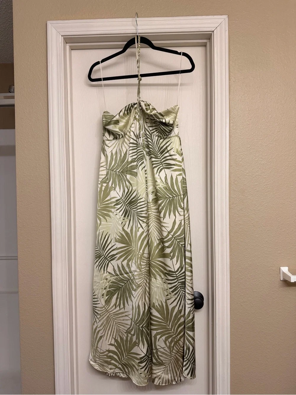 Abercrombie & Fitch worn only